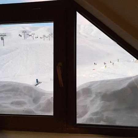 Two Level Apartment Near Gondola Gudauri Eksteriør bilde